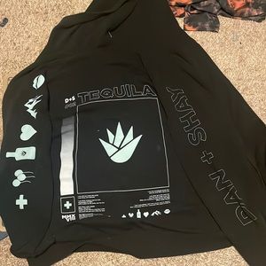 Dan and shay zip up